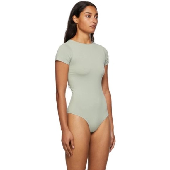 SKIMS Essential T-Shirt Bodysuit NEW Agave Green Womens L/XL - Picture 14 of 14